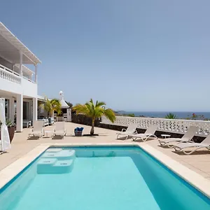 Odin Luxury By Buenavilla Villa